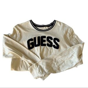 🌱 Guess Sweatshirt